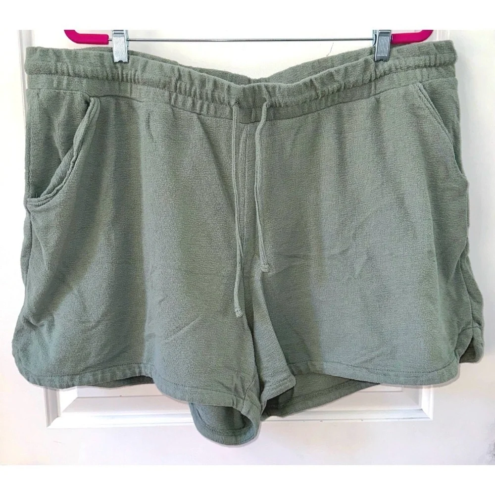 Maurice’s Sage Green Terry Lounge Shorts – Size 3X